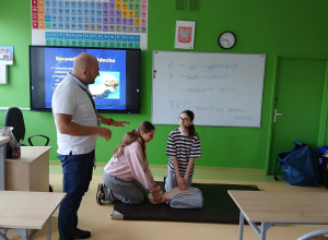 Świadomi i bezpieczni – warsztaty pierwszej pomocy.